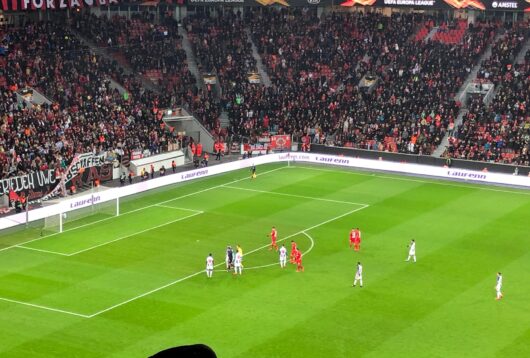Optakt, Bayer Leverkusen